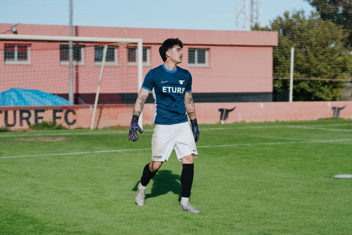 Alex Hume, Eture FC