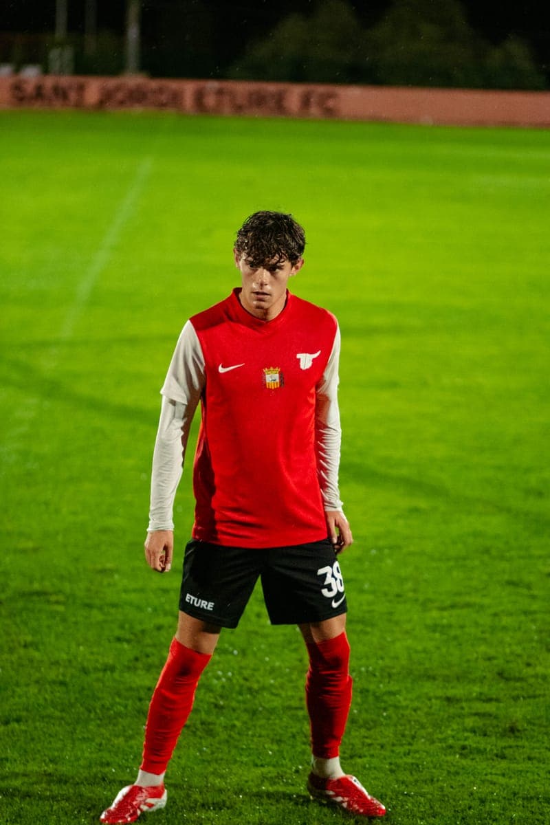 Arturo McConnochie, Eture FC