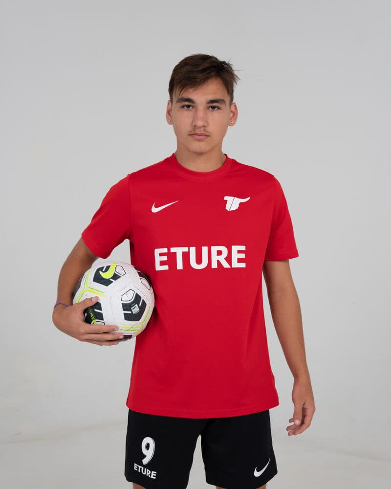 Isaiah Easley, Eture FC